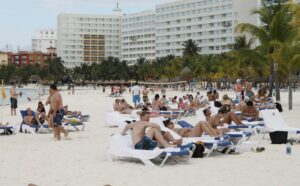 Cancún marca récords: Ocupación hotelera supera el 90% con 701 vuelos al cierre del año