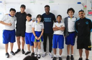 Cancún Fc visitas a estudiantes del Colegio Valladolid