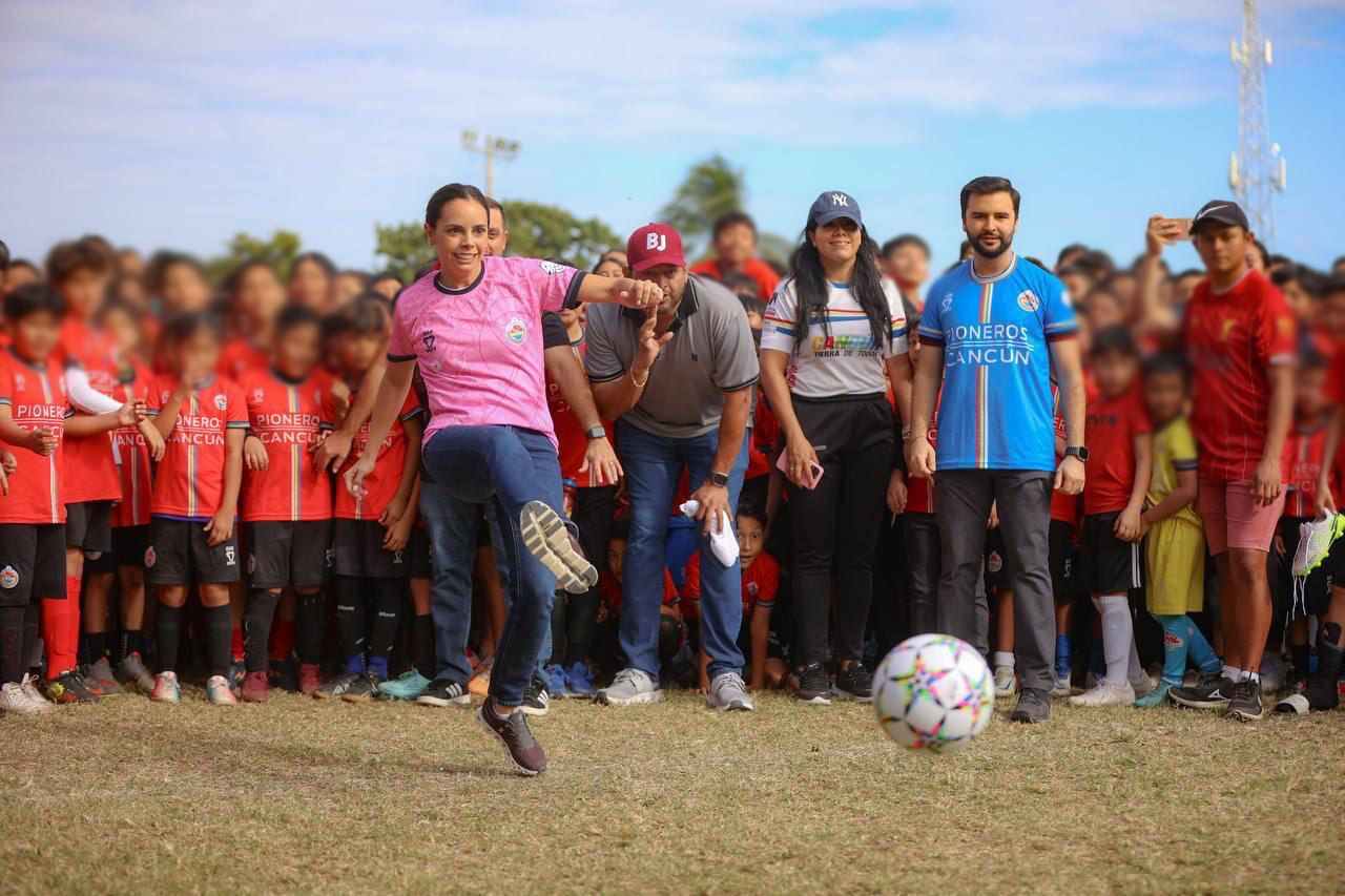 Inaugura gobierno de BJ Liga Inter Pioneros