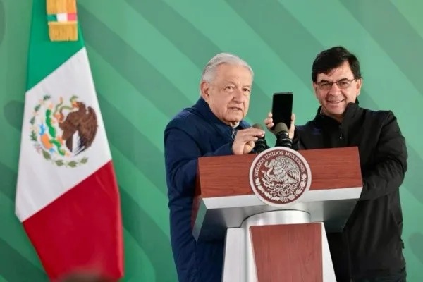 Está garantizado el relevo generacional”: AMLO