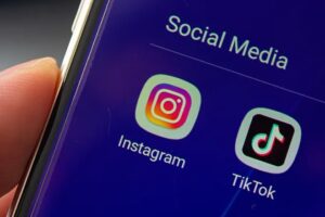 Florida prohíbe a los menores de 14 años tener redes sociales