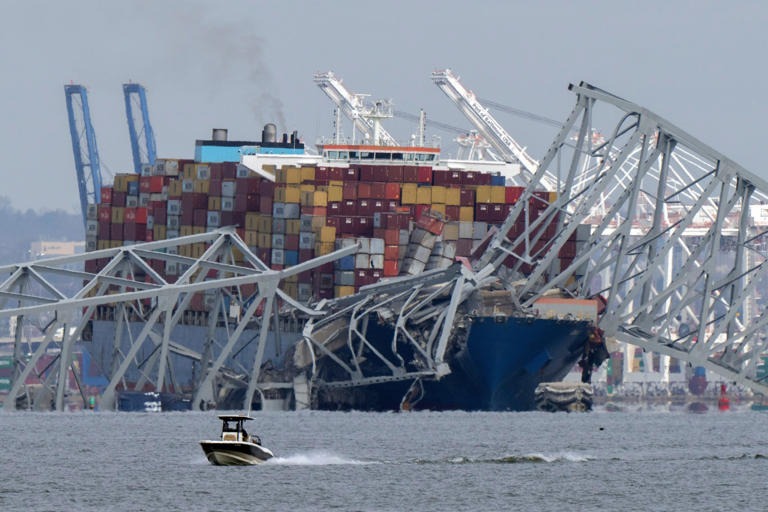 Baltimore: Hay mexicanos desaparecidos por accidente en el puente Francis Scott Key, informa SRE.