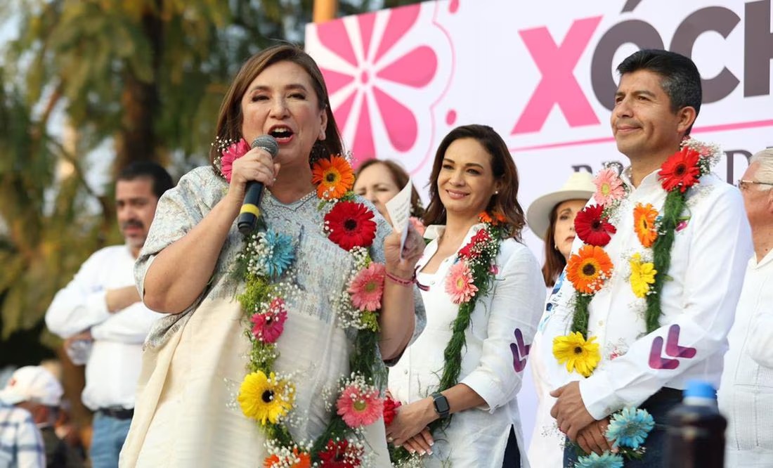 Xóchitl Gálvez ofrece beca universal a estudiantes de educación básica y revisar sistema de ascensos de maestros.