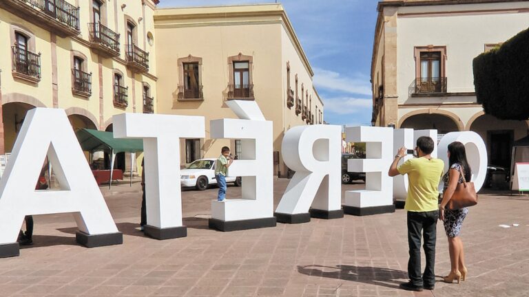 queretaro_turistas_archivo.jpg_554688468