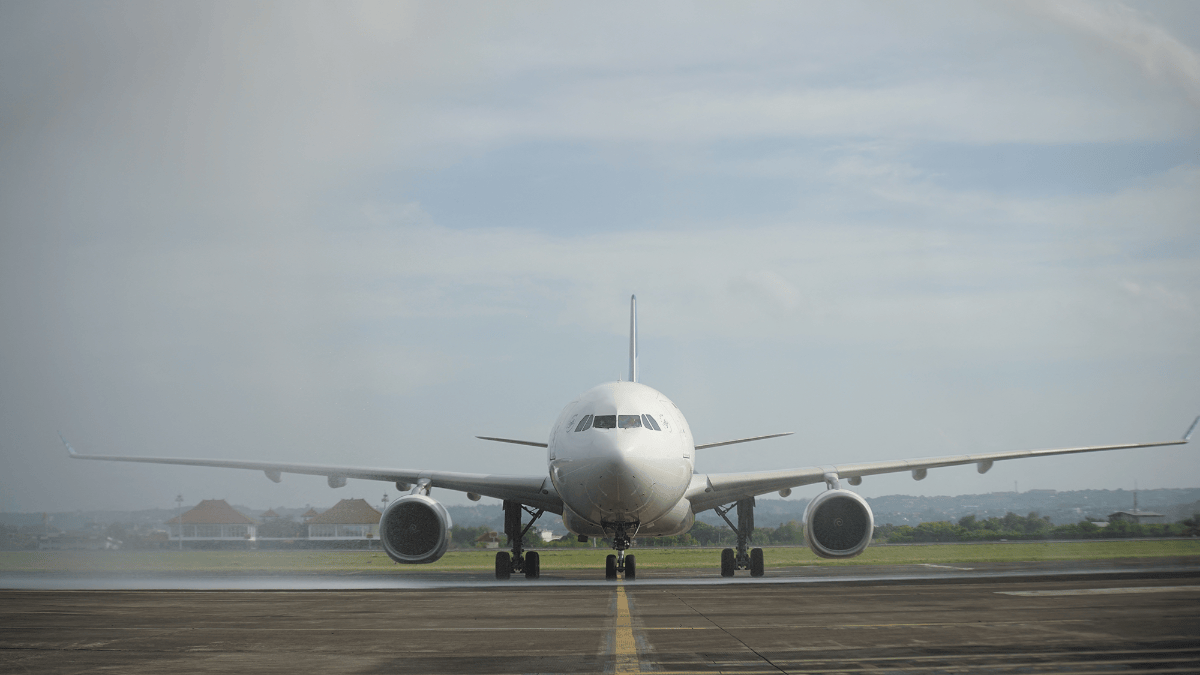 vuelos-avion-aeropuerto-reuters.png_554688468
