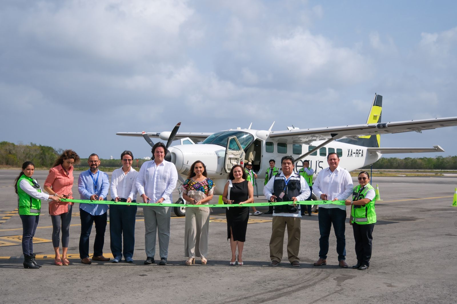 Quintana Roo reactiva la conexión aérea regional Cancún-Cozumel con la aerolínea Aerus