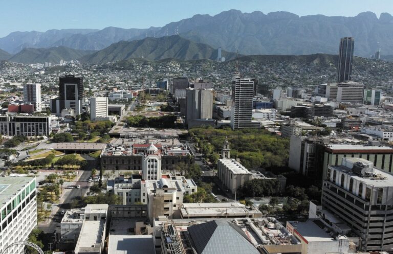 monterrey.jpg_334662255