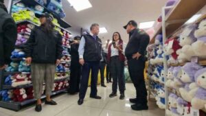 Aseguran 90 mil productos ilegales en la CDMX