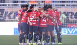 ¡Renovación completa! Estas son las posibles bajas de Chivas para 2025