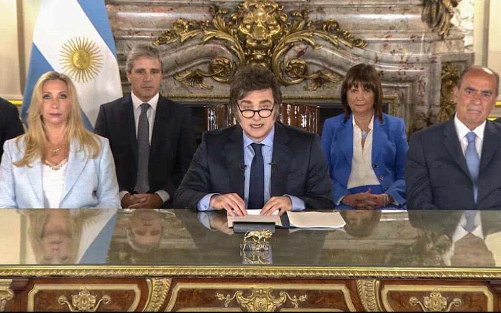 javier-mlei-argentina-impuestos-captura-11122024