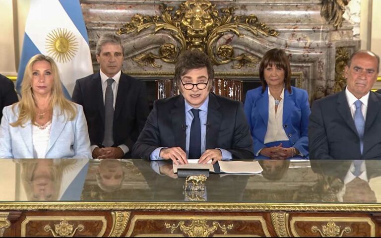 javier-mlei-argentina-impuestos-captura-11122024