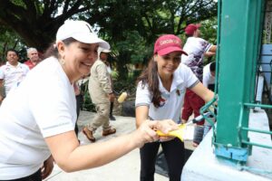 Garantiza Ana Paty Peralta mantenimiento de espacios deportivos