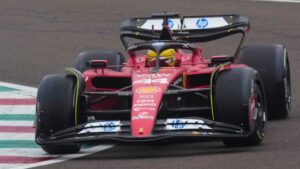 Lewis Hamilton corre por primera vez con Ferrari