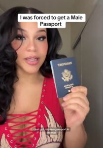 Mujer trans es obligada a renovar su pasaporte como hombre en Estados Unidos, tras rechazo de Trump a ideología de género