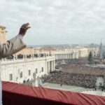 Papa Francisco descansó bien toda la noche tras su leve mejoría