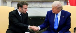 Macron y Trump prometen trabajar juntos por paz en Ucrania