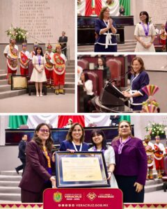 Rocío Nahle entrega el Premio Estatal Mujer Veracruzana 2025 a Ángela Elena Olazarán