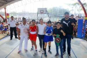 Empodera Ana paty Peralta a las mujeres en el deporte con el programa de boxeo