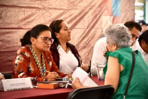 Aleida Alavez refuerza cercanía con vecinos en Audiencia Ciudadana en Aztahuacán
