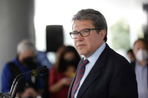 Ricardo Monreal revisará informe del Fobaproa tras llamado de Sheinbaum
