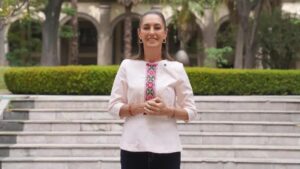 Lo material no es importante, es lo espiritual: Sheinbaum en Día de las Madres