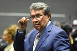 Ricardo Monreal acusa retroceso legal por militarización de Trump en la frontera