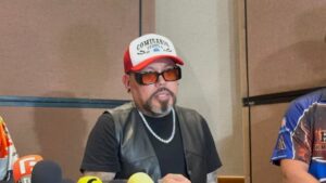 A.B. Quintanilla habla de su regreso a México y los obstáculos que enfrentó